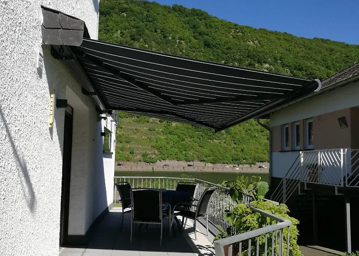 Haus Korjaesser * Löf