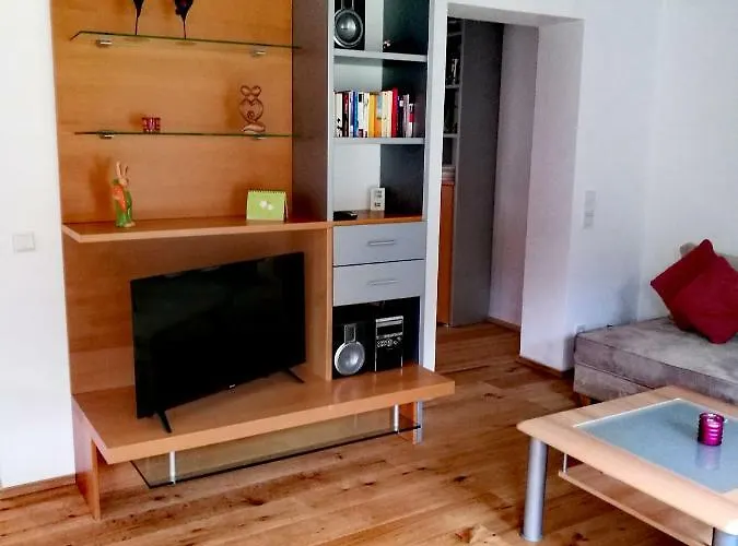 Haus Korjaesser アパート *